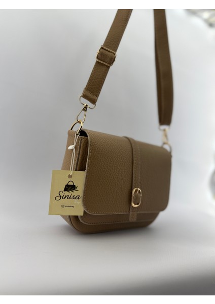 Kadın Ayarlanabilir Askı Detaylı Deri Omuz Çantası indirimleri