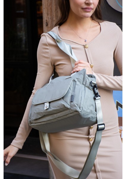 Sanmorris Paraşüt Kumaş Çıkarılabilir Askılı Suya Dayanıklı El ve Omuz Çantası fiyatları