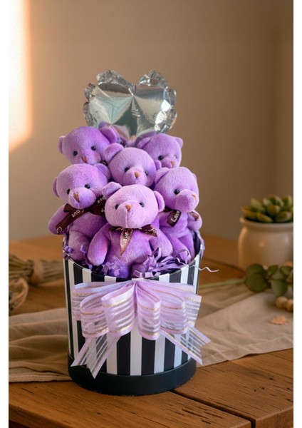 Premium Silindir Hediye Kutusunda, Kalpli Balonlu 6’lı Mor Ayıcık Buketi fırsatları