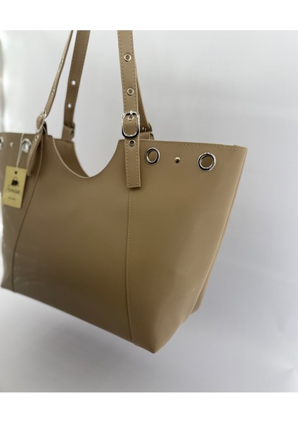 Kadın Halka ve Kemer Toka Detaylı Suni Deri El ve Omuz Çantası fırsatları