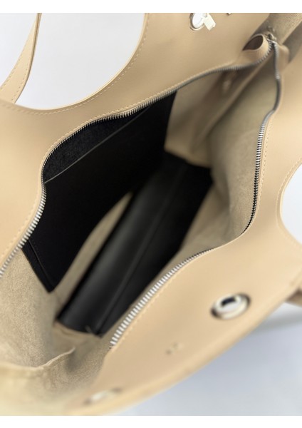 Kadın Halka ve Kemer Toka Detaylı Suni Deri El ve Omuz Çantası indirimleri