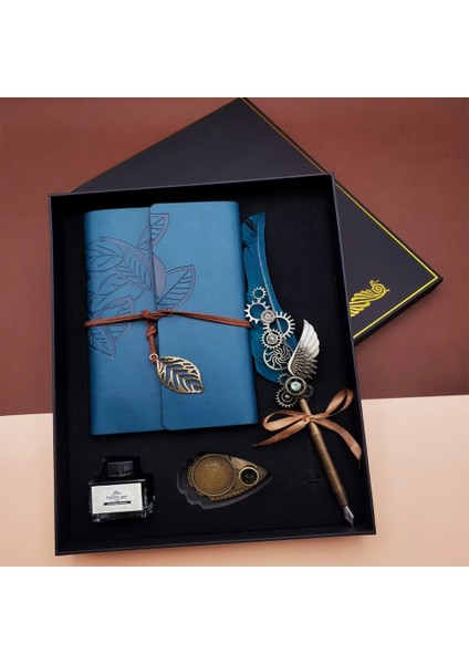 Kaligrafi Kalem ve Vintage Tasarım Deri Defter