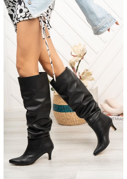 ZRİN-2001 Siyah Ince Topuklu Körüklü Premium Kadın Çizme modelleri