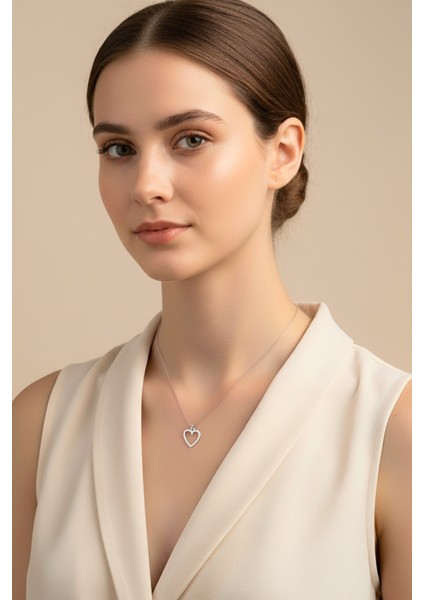 Mmif Kalp Sembollü Kolye Ucu ve Gümüş Kaplama Kolye Kadın 46 cm