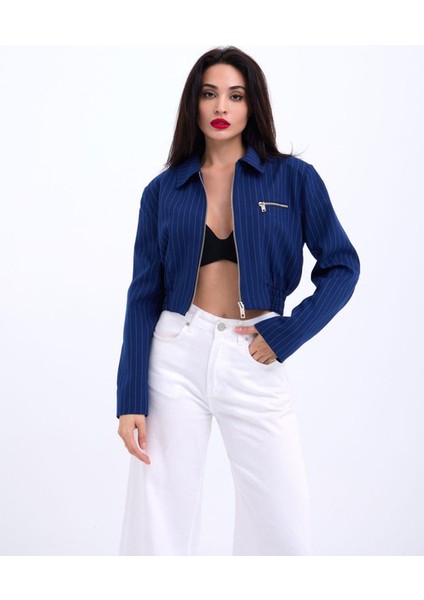 Lacivert Çizgili Crop Ceket fırsatları