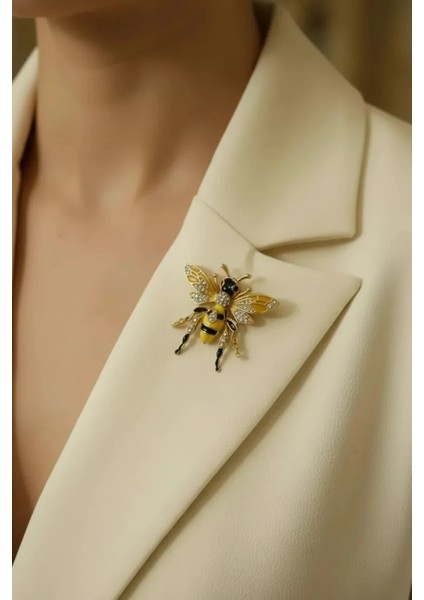 Arı Figürlü Broş