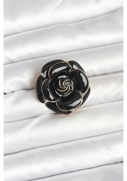 Siyah Gül Figürlü Broş