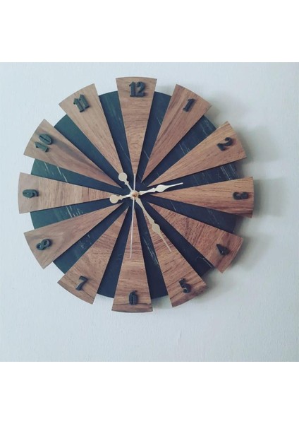 Parçalı Model Tasarım Duvar Saati