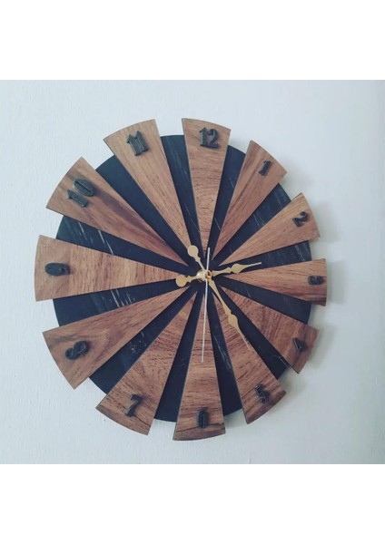 Parçalı Model Tasarım Duvar Saati modelleri