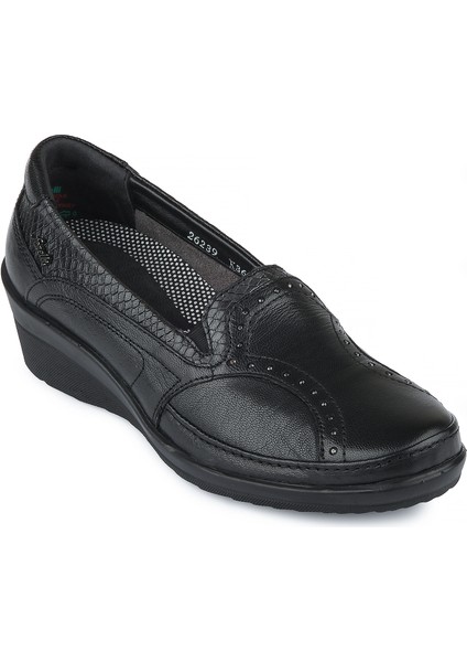 26-239 Hakiki Deri Kadın Ayakkabı