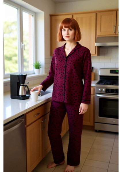 Kadın Benekli Gömlek Yaka Pijama Seti Fonksiyonel Dayanıklı Kaliteli Konforlu Estetik Spor fırsatları