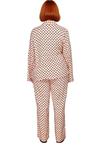 Kadın Puantiye Desenli V Yaka Pijama Takımı Fonksiyonel Dayanıklı Kaliteli Konforlu Modern fırsatları