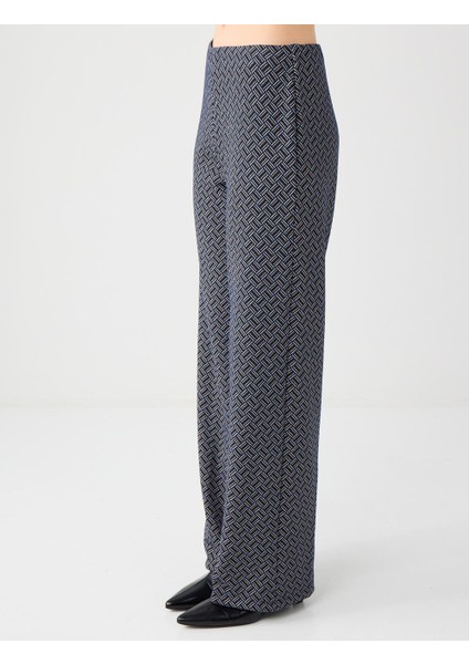 Lacivert Normal Paça Normal Bel Desenli Örme Pantolon fırsatları