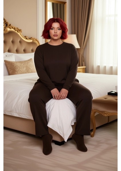 Kadın Düz Desenli Bisiklet Yaka Eşofman Takımı Fonksiyonel Dayanıklı Kaliteli Konforlu Şık