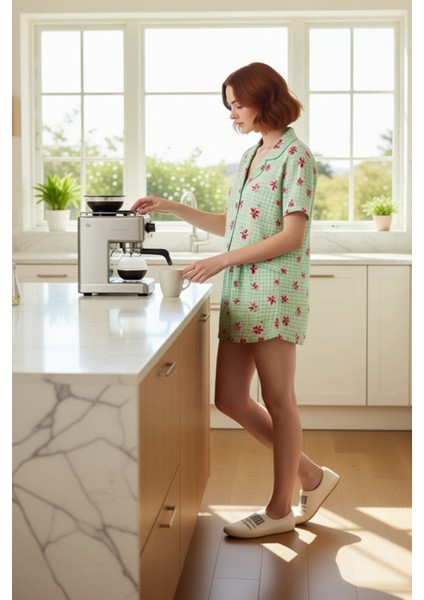 Kadın Çiçekli Ekose Viskon Pijama Takımı Fonksiyonel Dayanıklı Kaliteli Konforlu Estetik Şık fırsatları