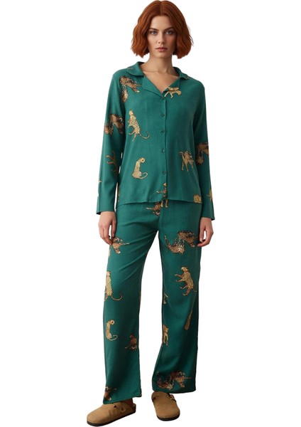 Kadın Kaplan Desenli Gömlek ve Pantolon Pijama Takımı Fonksiyonel Dayanıklı Kaliteli Rahat fırsatları