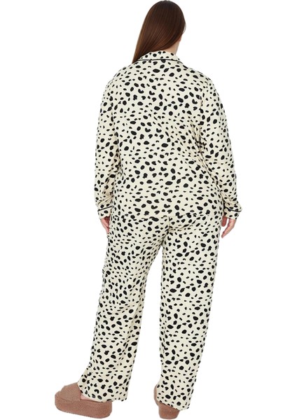 Benekli Gömlek Yaka Pijama Takımı Kadın Fonksiyonel Dayanıklı Kaliteli Konforlu Estetik Şık indirimleri