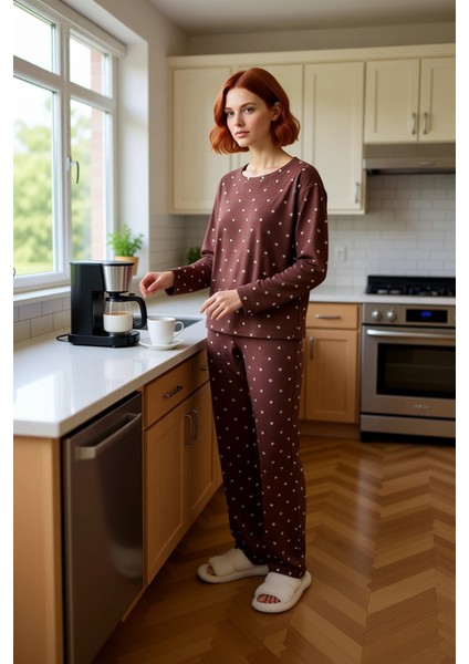 Kadın Kalp Desenli Bisiklet Yaka Pijama Takımı Fonksiyonel Dayanıklı Kaliteli Konforlu Şık fiyatları