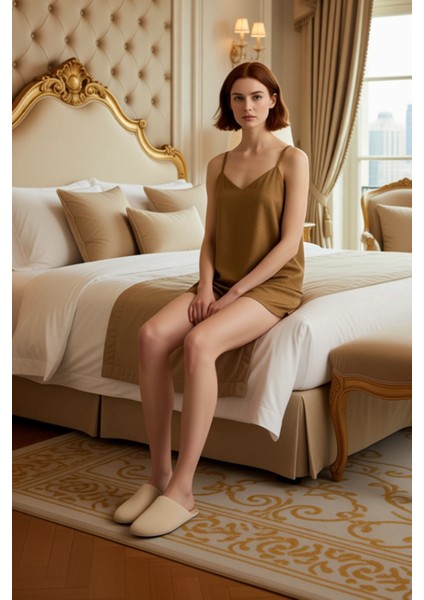 Kadın Animal Desenli V Yaka Ince Askılı Saten Pijama Fonksiyonel Dayanıklı Kaliteli Modern