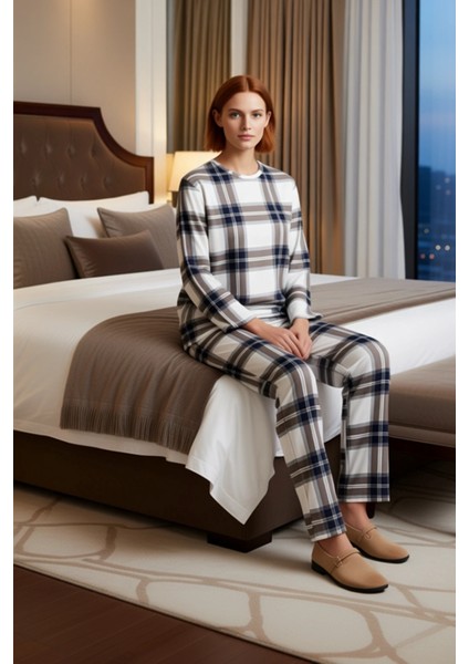 Kadın Ekose Pijama Takımı Bisiklet Yaka Uzun Kollu Fonksiyonel Dayanıklı Kaliteli Konforlu modelleri