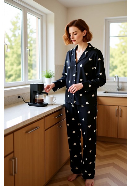Kadin Kirmizi Kalp Desenli Gömlek Yaka Pijama Takımı Fonksiyonel Dayanıklı Kaliteli Modern fiyatları