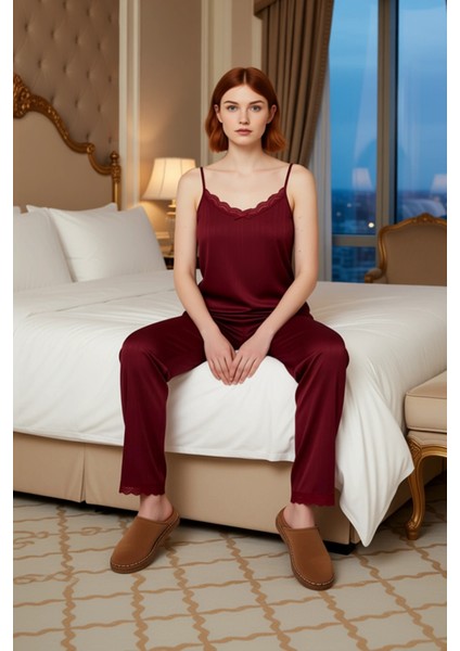 Kadın Dantel Detaylı Örme Pijama Takımı Üçlü Set Fonksiyonel Dayanıklı Kaliteli Konforlu Şık modelleri