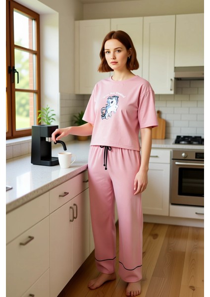 Kadın Unicorn Baskılı Bisiklet Yaka Pijama Takımı Fonksiyonel Dayanıklı Kaliteli Konforlu Şık fiyatları