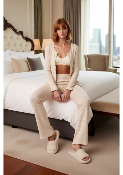 Kadın Çizgili V Yaka Hırkalı Pijama Takımı Fonksiyonel Dayanıklı Kaliteli Konforlu Estetik modelleri