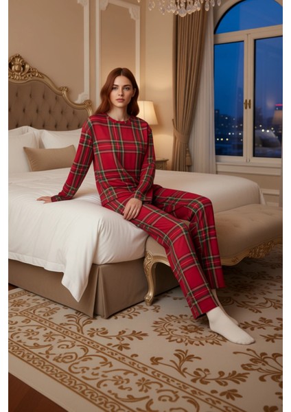 Kadın Ekose Desenli Bisiklet Yaka Pijama Takımı Fonksiyonel Dayanıklı Kaliteli Konforlu Şık modelleri