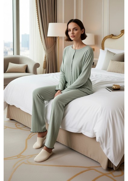 Kadın Fitilli Hırkalı Pijama Takımı Fonksiyonel Dayanıklı Kaliteli Konforlu Estetik Modern modelleri