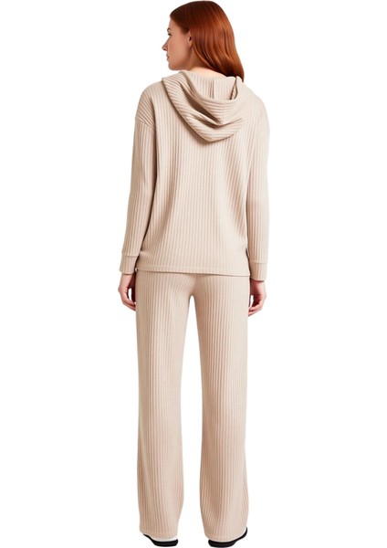 Kadın Kapüşonlu Fitilli Lounge Takımı Fonksiyonel Dayanıklı Kaliteli Konforlu Estetik Spor indirimleri