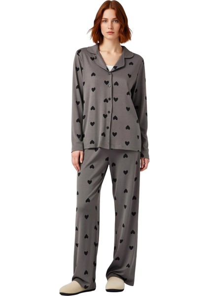 Kadın Kalp Desenli Gömlek Yaka Pijama Takımı Fonksiyonel Dayanıklı Kaliteli Konforlu Rahat fırsatları