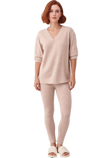 Kadın Yumoş V Yaka Uzun Kollu Pijama Takımı Fonksiyonel Dayanıklı Kaliteli Konforlu Modern fırsatları