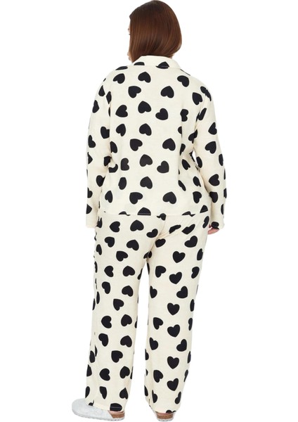 Kadın Kalp Desenli Gömlek Yaka Pijama Takımı Fonksiyonel Dayanıklı Kaliteli Konforlu Rahat indirimleri