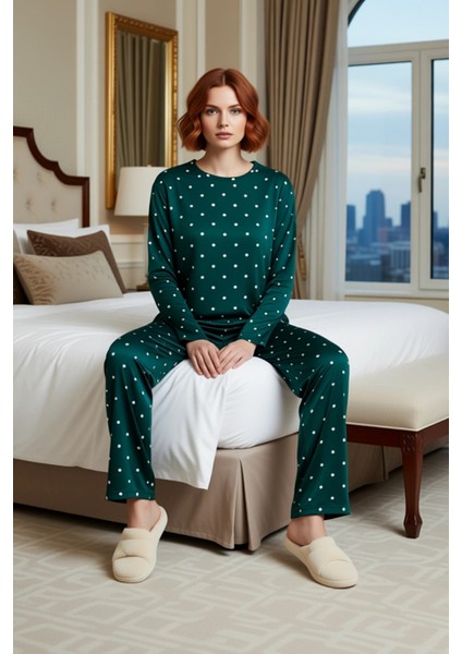 Kadın Kalp Desenli Bisiklet Yaka Pijama Takımı Fonksiyonel Dayanıklı Kaliteli Konforlu Şık modelleri