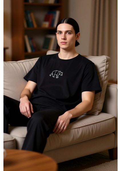 Erkek Bisiklet Yaka Nakışlı Pijama Takımı Fonksiyonel Dayanıklı Kaliteli Konforlu Estetik Şık