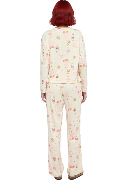 Kadin Yılbaşı Temali Ozel Dikim Pijama Takımı Fonksiyonel Dayanıklı Kaliteli Konforlu Spor indirimleri