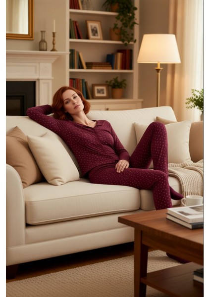 Kadın Çiçekli Fitilli Pijama Takımı Fonksiyonel Dayanıklı Kaliteli Konforlu Estetik Modern