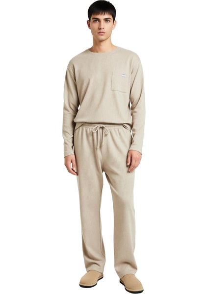 Erkek Doku Detaylı Bisiklet Yaka Sweatshirt ve Boru Paça Pantolon Takımı Fonksiyonel Rahat fırsatları