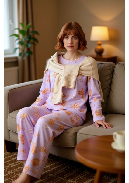 Kadın Lila Yılbaşı Temalı Pamuklu Pijama Takımı Fonksiyonel Dayanıklı Kaliteli Konforlu Şık