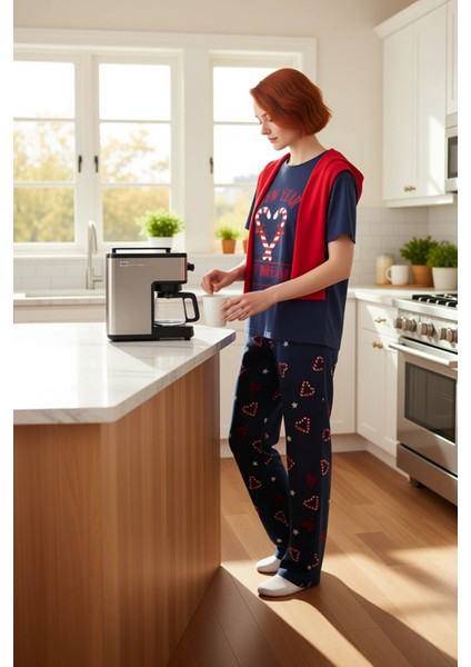 Kadın Yılbaşı Kalpli Pijama Takımı Fonksiyonel Dayanıklı Kaliteli Konforlu Estetik Premium fiyatları