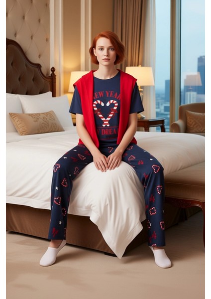 Kadın Yılbaşı Kalpli Pijama Takımı Fonksiyonel Dayanıklı Kaliteli Konforlu Estetik Premium modelleri