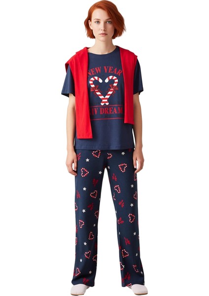 Kadın Yılbaşı Kalpli Pijama Takımı Fonksiyonel Dayanıklı Kaliteli Konforlu Estetik Premium fırsatları