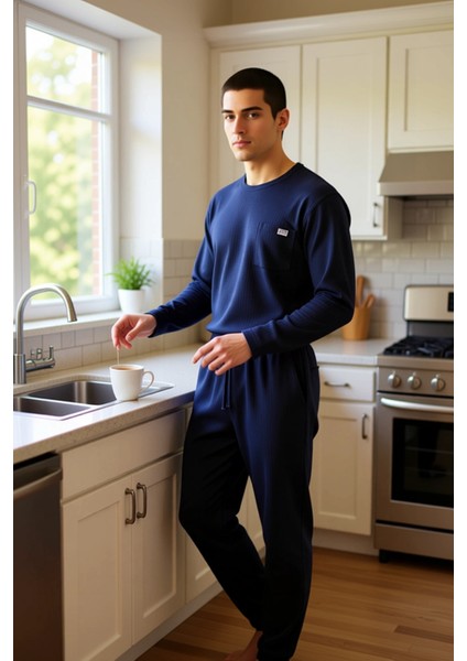 Erkek Doku Detaylı Bisiklet Yaka Sweatshirt ve Boru Paça Pantolon Takımı Fonksiyonel Rahat fiyatları