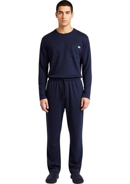 Erkek Doku Detaylı Bisiklet Yaka Sweatshirt ve Boru Paça Pantolon Takımı Fonksiyonel Rahat fırsatları