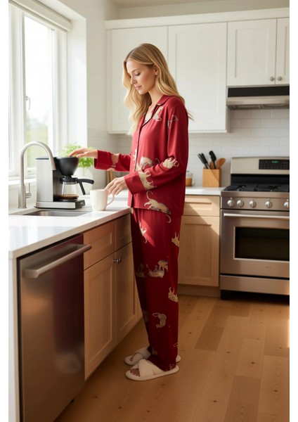 Kadın Kaplan Desenli Gömlek ve Pantolon Pijama Takımı Fonksiyonel Dayanıklı Kaliteli Rahat fiyatları