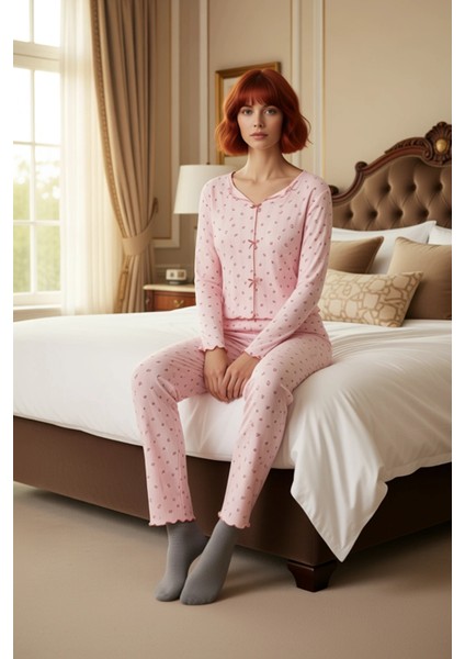 Kadın Çiçekli Fitilli Pijama Takımı Fonksiyonel Dayanıklı Kaliteli Konforlu Estetik Modern modelleri
