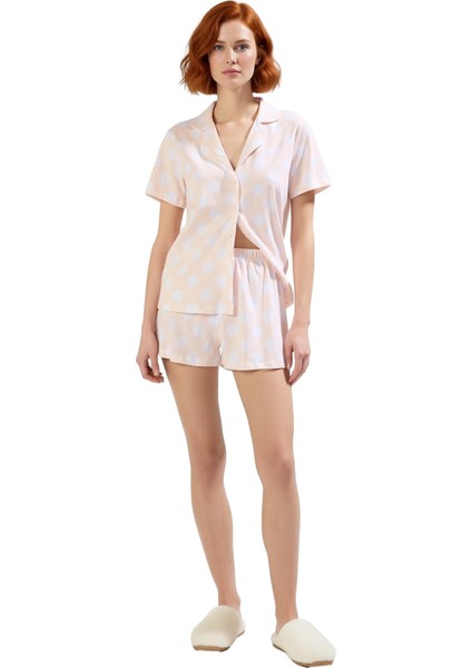 Kadın Puantiyeli Gömlek ve Şortlu Pijama Takımı Fonksiyonel Dayanıklı Kaliteli Konforlu Şık fiyatları