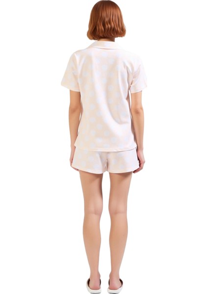 Kadın Puantiyeli Gömlek ve Şortlu Pijama Takımı Fonksiyonel Dayanıklı Kaliteli Konforlu Şık modelleri