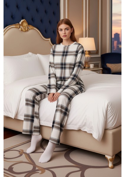 Kadın Ekose Desenli Bisiklet Yaka Pijama Takımı Fonksiyonel Dayanıklı Kaliteli Konforlu Şık modelleri